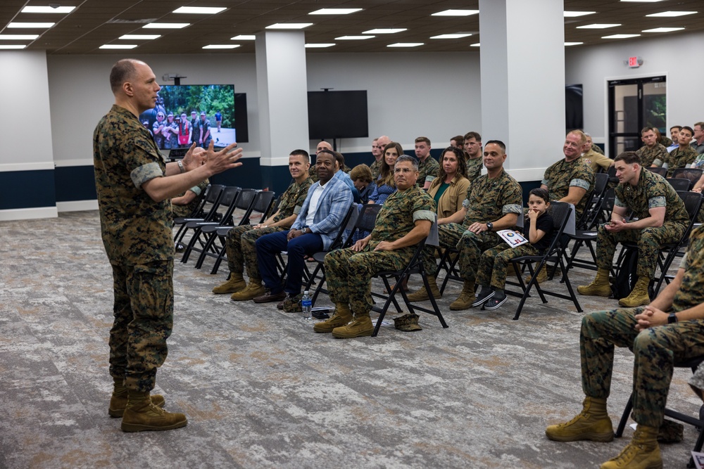 DVIDS - Images - DPC/RSU-East Change of Command [Image 7 of 11]