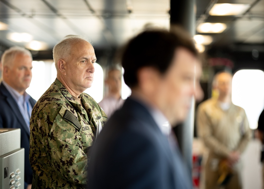 Advisor to SECNAV Visits MSC