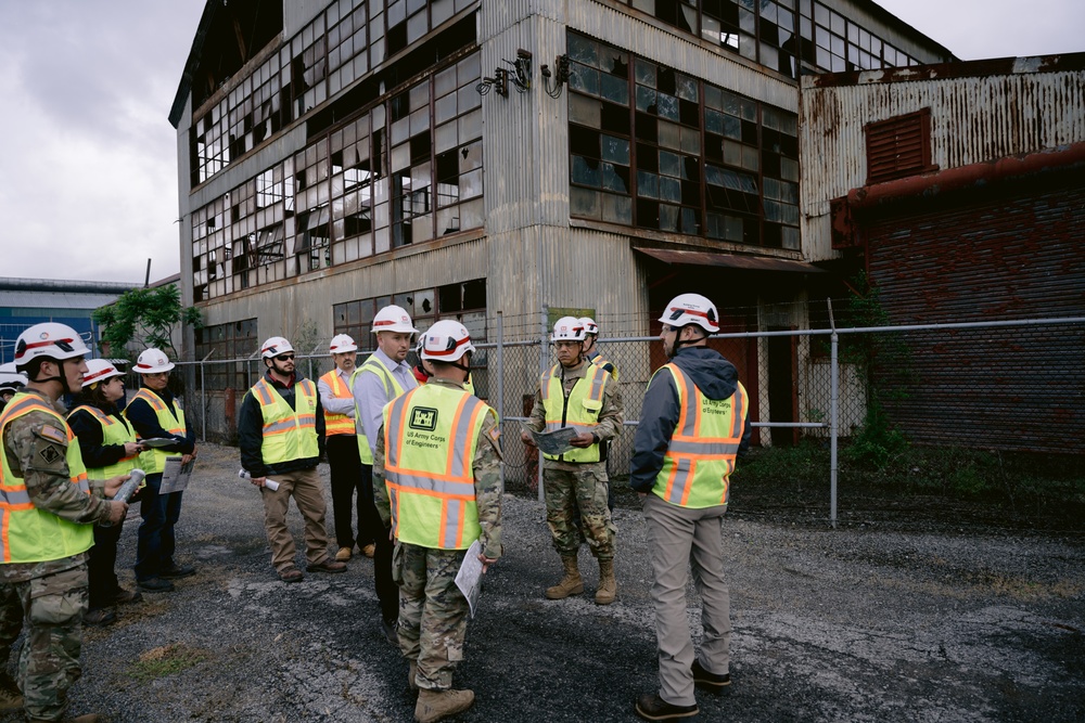 Division Commander Visits Buffalo District Project Sites