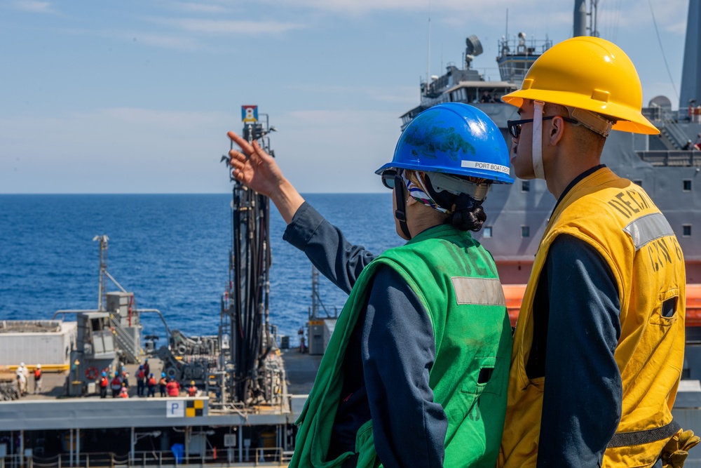 USS Ronald Reagan (CVN 76) conducts a fueling-at-sea and replenishment-at-sea with USNS Rappahannock (T-AO 204)