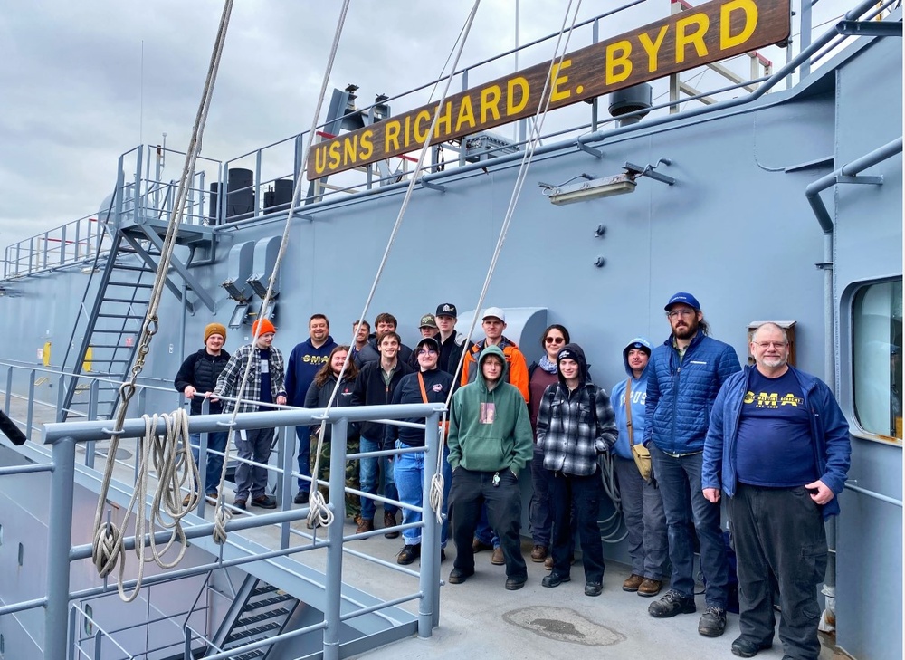 USNS Richard E. Byrd Hosts Family Cruise