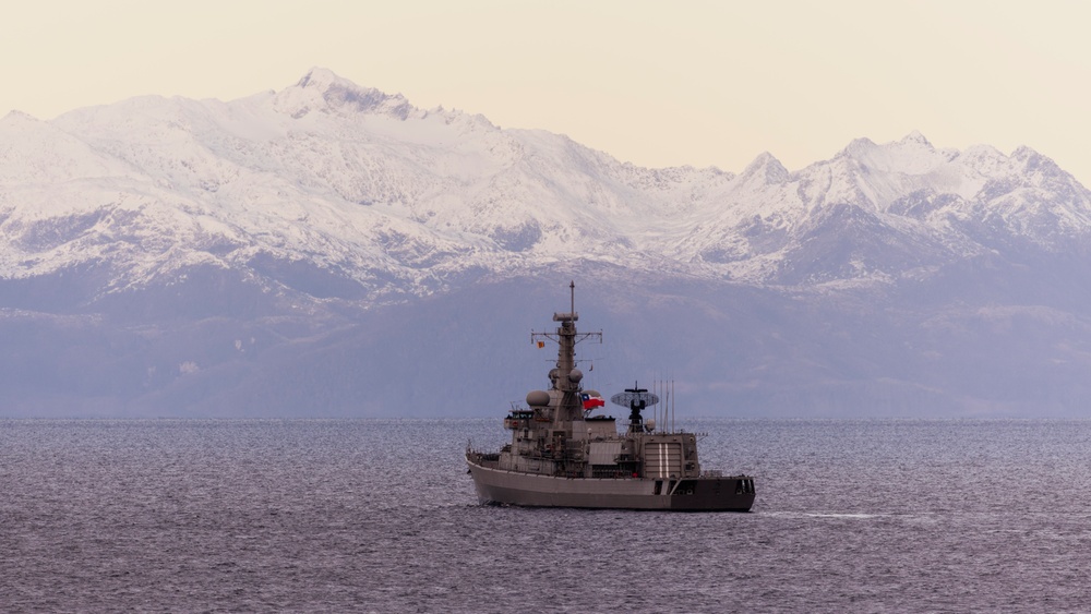 George Washington Transits the Strait of Magellan