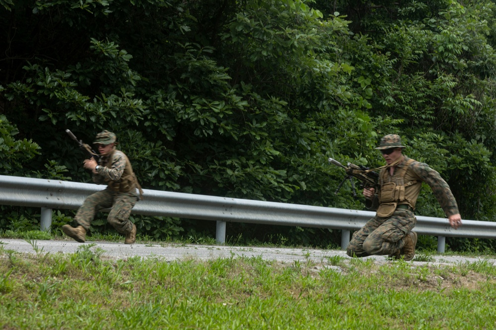 4th Marines Execute Counter-Ambush Maneuver Training