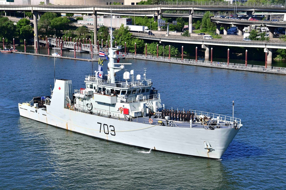 Portland Fleet Week Welcomes Ships from U.S. Navy, U.S. Coast Guard and Royal Canadian Navy