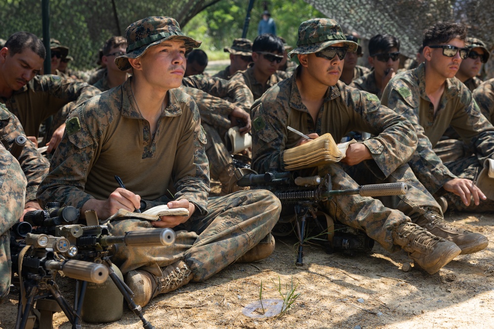 Battalion Landing Team 1/4 conducts jungle warfare training