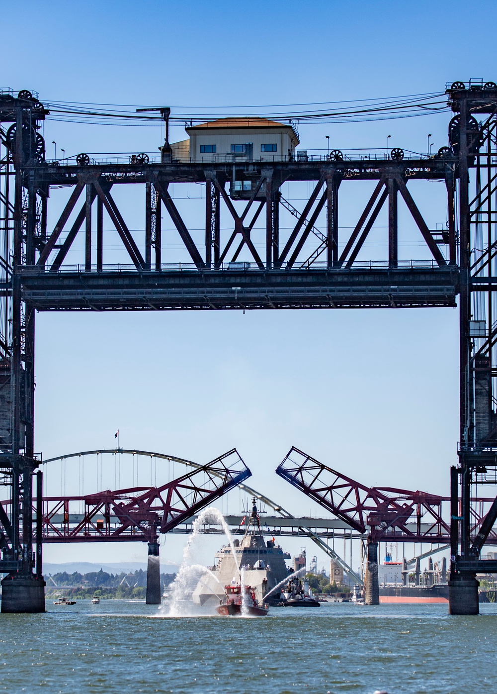 USS Montgomery Arrives For Portland Fleet Week