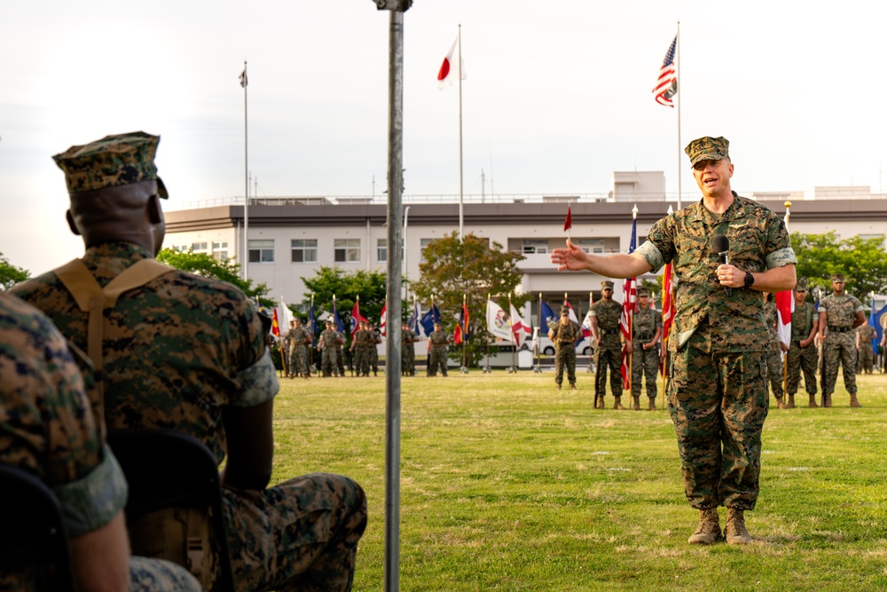 Fair Wind and Following Seas: Headquarters and Headquarters Squadron Relief and Appointment Ceremony