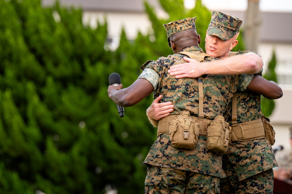 Fair Wind and Following Seas: Headquarters and Headquarters Squadron Relief and Appointment Ceremony