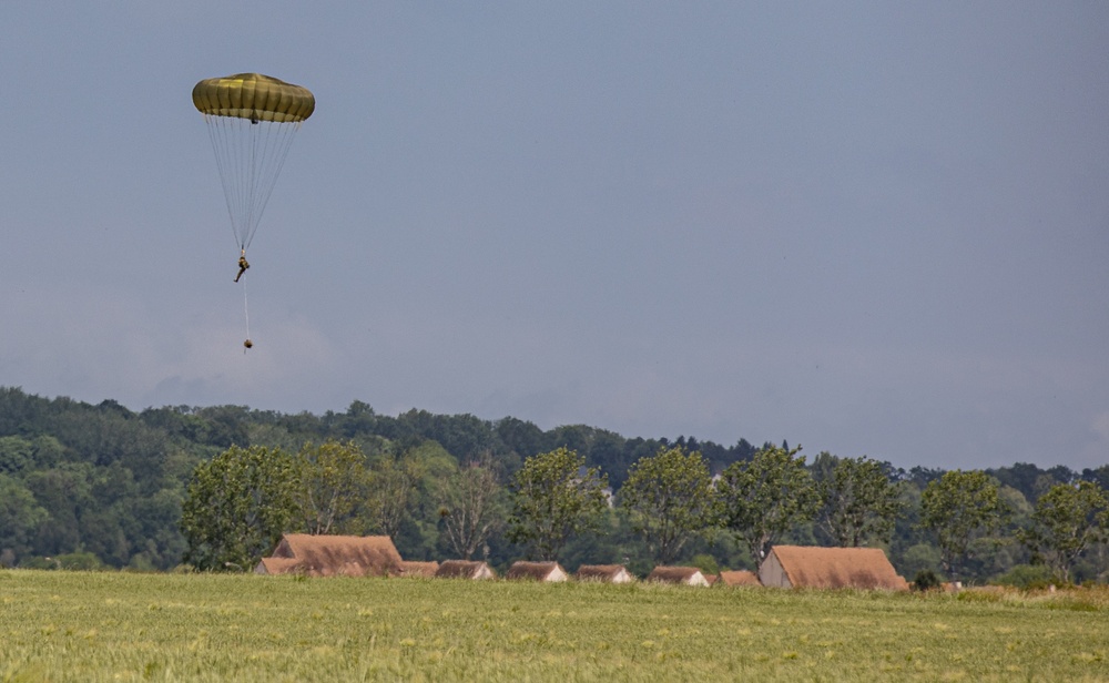 80TH ANNIVERSARY OF D-DAY 7TH PARA AIRBORNE OPERATION