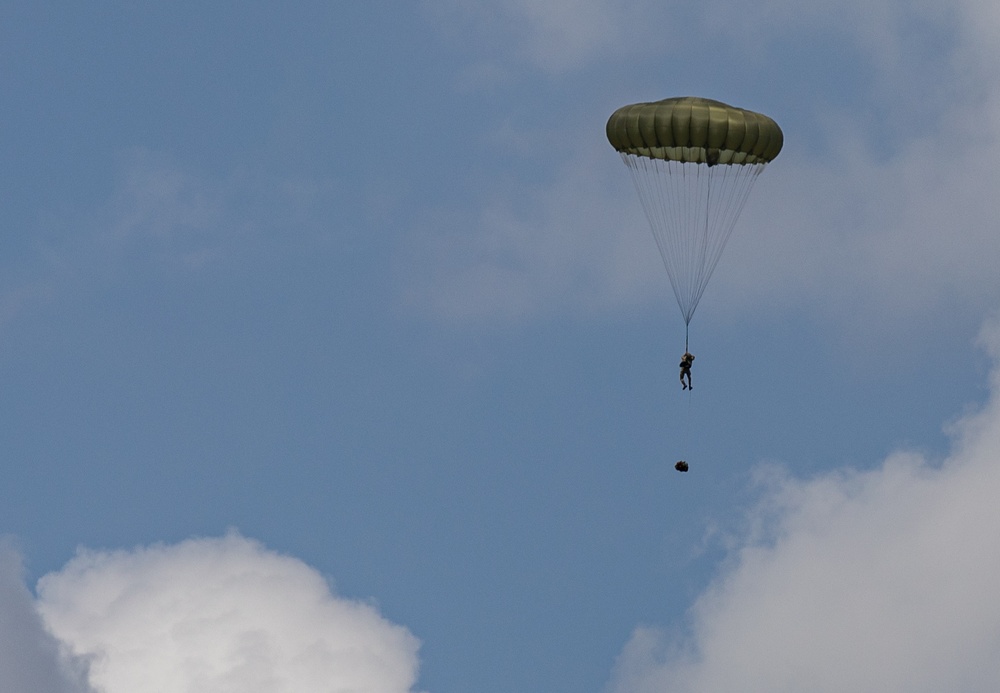 80TH ANNIVERSARY OF D-DAY 7TH PARA AIRBORNE OPERATION