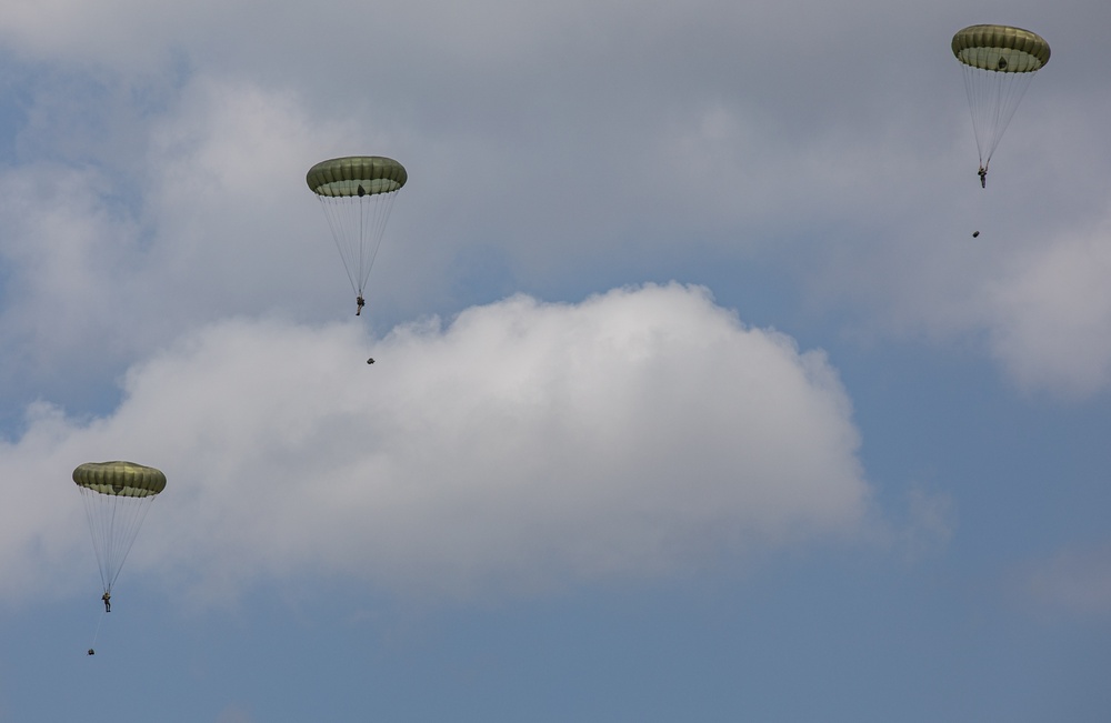 80TH ANNIVERSARY OF D-DAY 7TH PARA AIRBORNE OPERATION