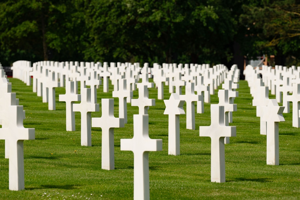 Miss America Honors D-Day in Normandy