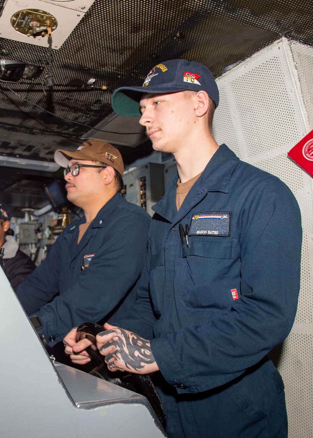 USS Ronald Reagan (CVN 76) conducts a fueling-at-sea and replenishment-at-sea with USNS Rappahannock (T-AO 204)