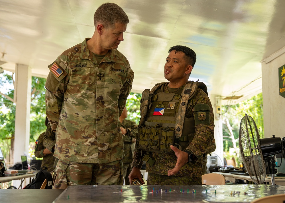 JPMRC-X | Lt. Gen. James Jarrard (DCG, USARPAC) Visit