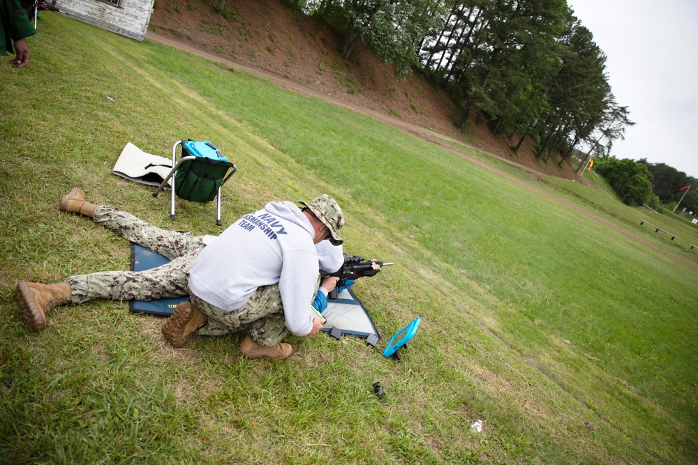 US Navy Marksmanship Team Shoots Competitive Rifle