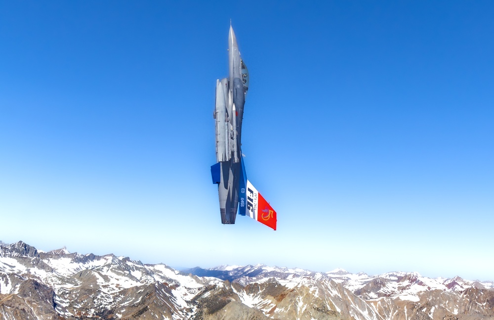 Edwards AFB 50th Anniversary F-16 Fighting Falcon gets vertical on Sidewinder