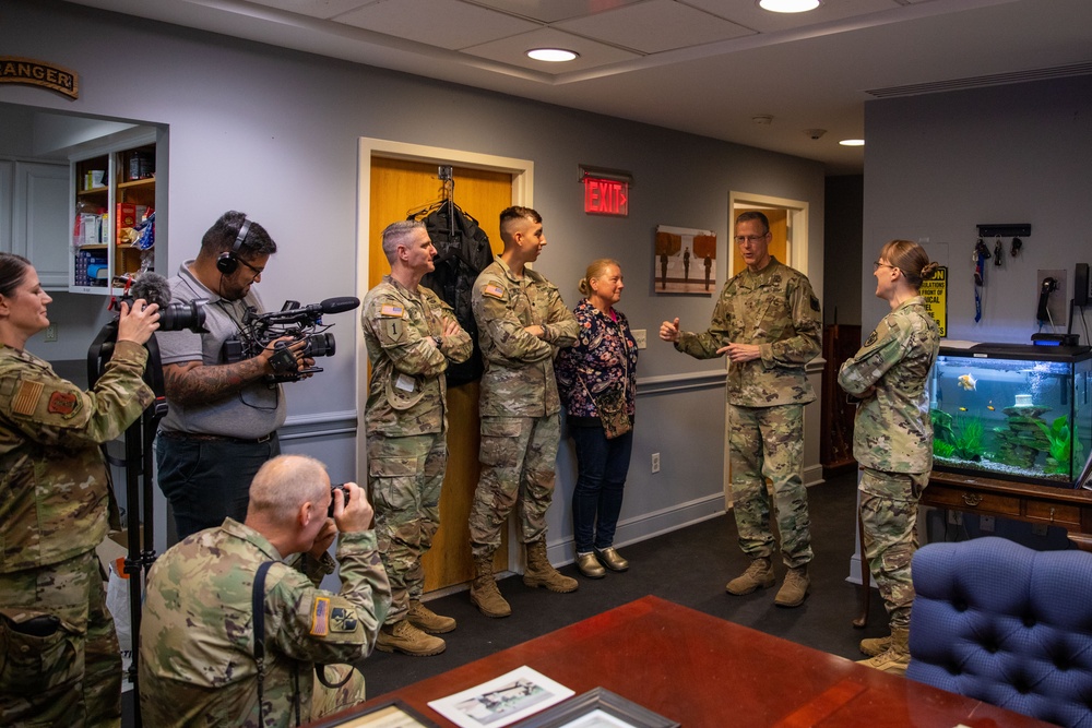 U.S. Army Maj. Gen. Retires as a Tomb Guard After 37 Years of Service