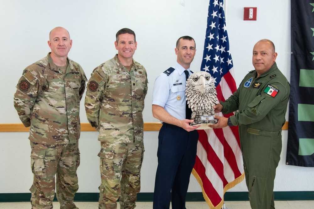 DVIDS - Images - Mexican Air Force Officials Show Appreciation for ...