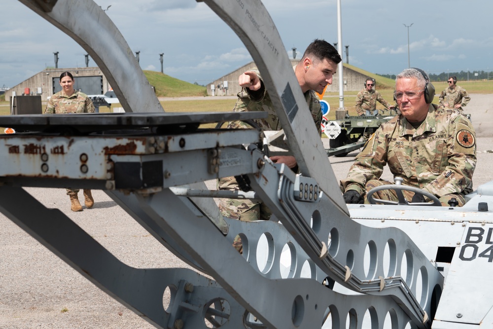 South Carolina National Guard Deputy Adjutant General visits Swamp Fox Ammo Airmen