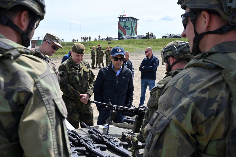 Immediate Response 24: U.S. Ambassador to Czech Republic Observes Training