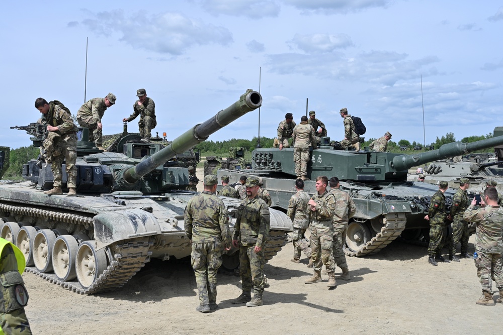 Immediate Response 24: U.S. and Czech Land Forces Vehicle and Weapons Orientation