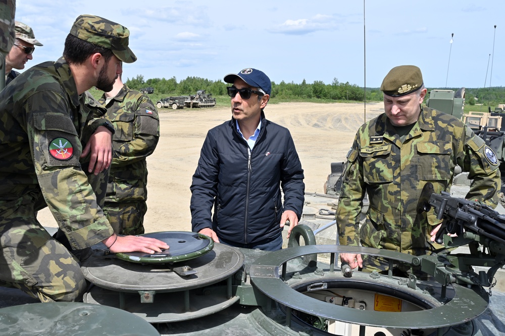 Immediate Response 24: U.S. Ambassador to Czech Republic Observes Training