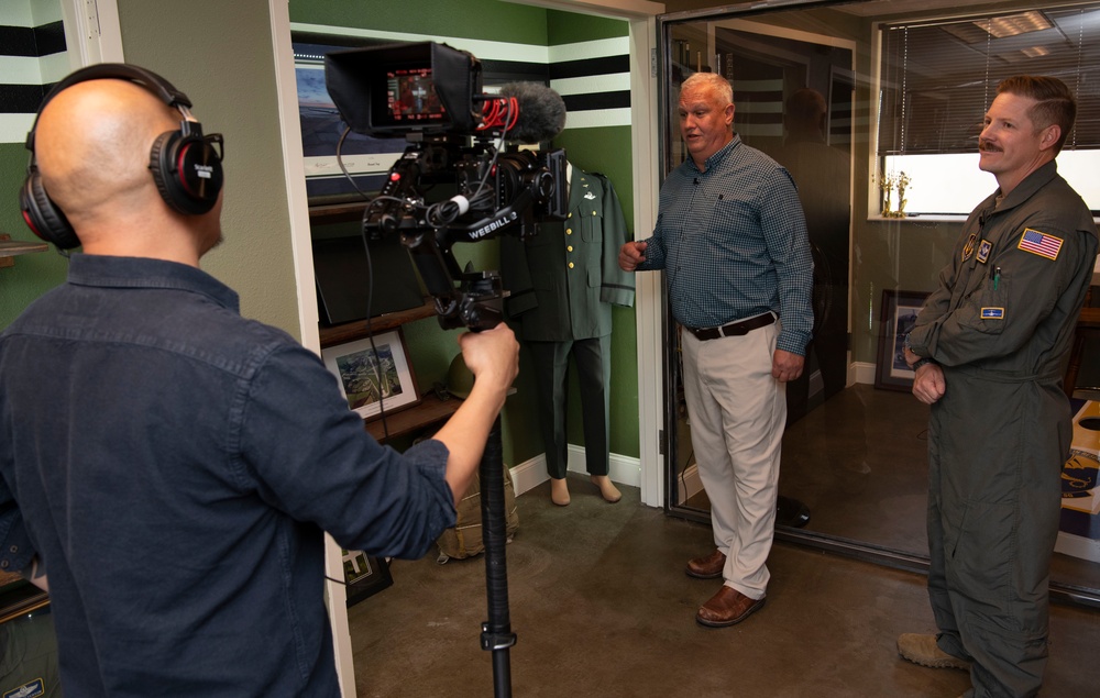 301st Airlift Squadron video behind the scenes