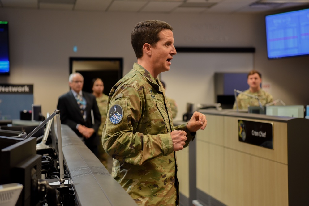 2 SOPS Commander Leads MAC Tour