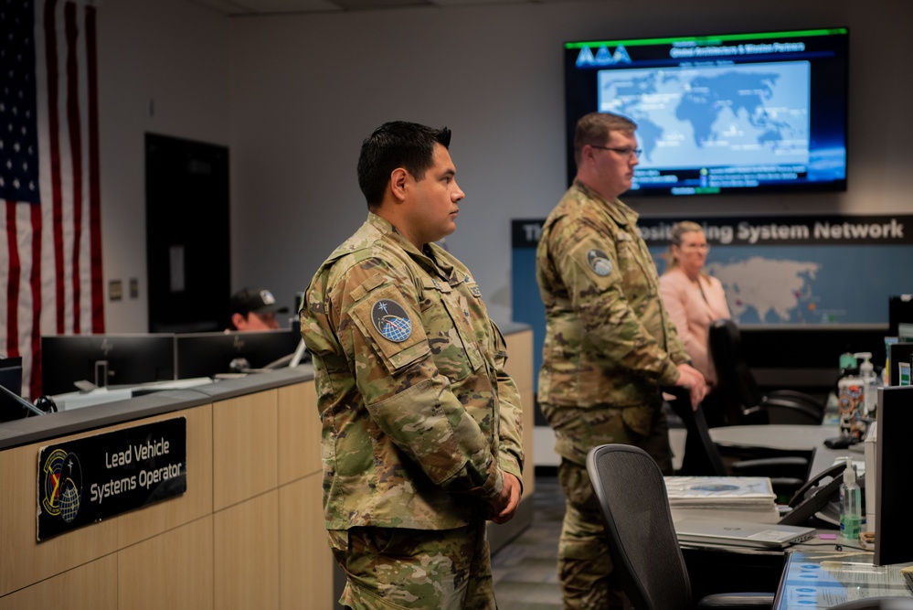 2 SOPS Commander Leads MAC Tour