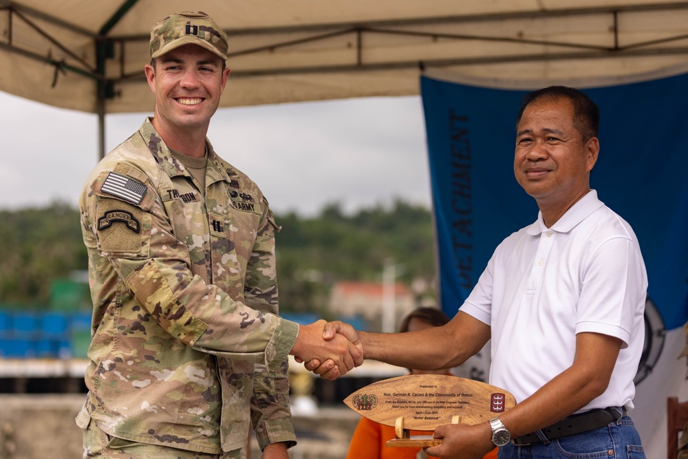 7th Engineer Dive Detachment Basco Port closing ceremony