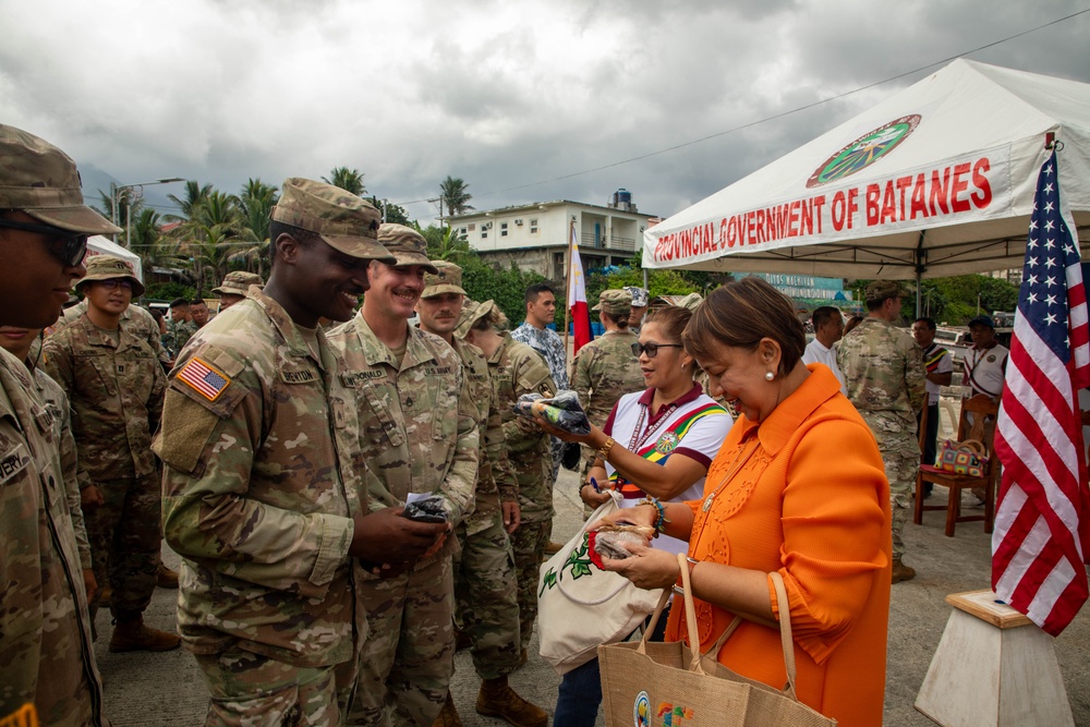 7th Engineer Dive Detachment Basco Port closing ceremony