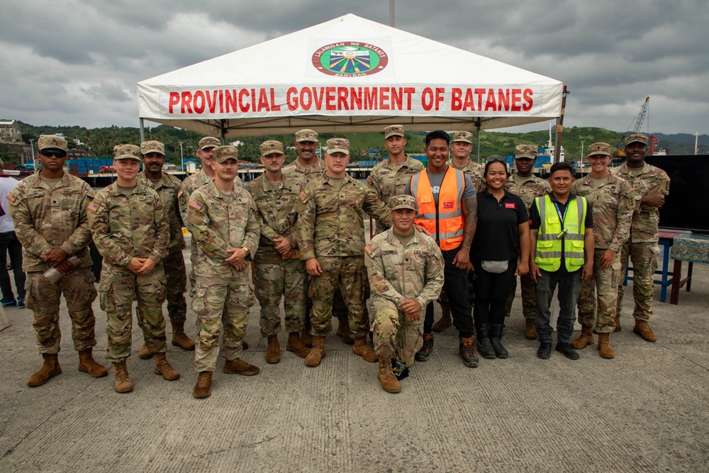 7th Engineer Dive Detachment Basco Port closing ceremony