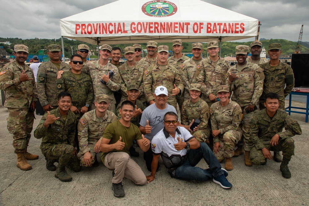 7th Engineer Dive Detachment Basco Port closing ceremony