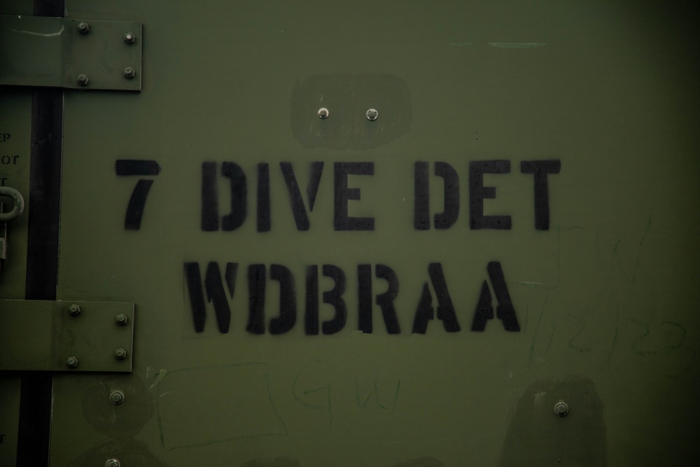 7th Engineer Dive Detachment re-deployment activities