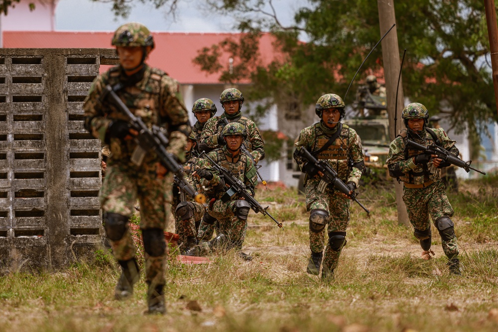Tiger Strike 24: 15th MEU, 9th Battalion Combined Amphibious Assault Rehearsal Tiger Strike 24: 15th MEU, 9th Battalion Combined Amphibious Assault Rehearsal