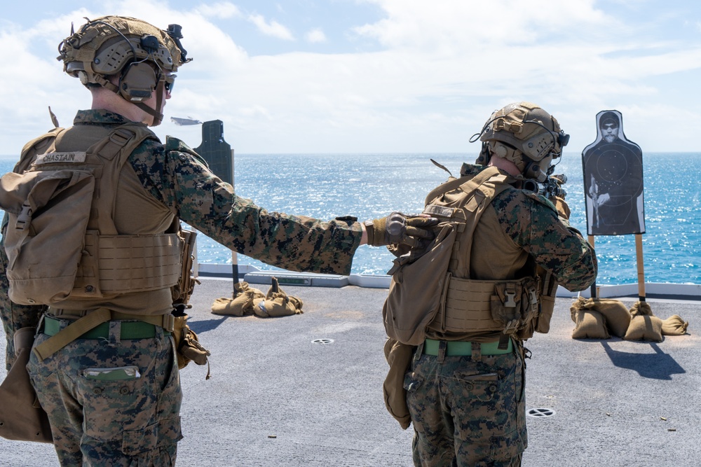 MRF-D 24.3: Weapons Co., 2nd Bn., 5th Marines (Rein.) fires M4 carbines aboard HMAS Adelaide