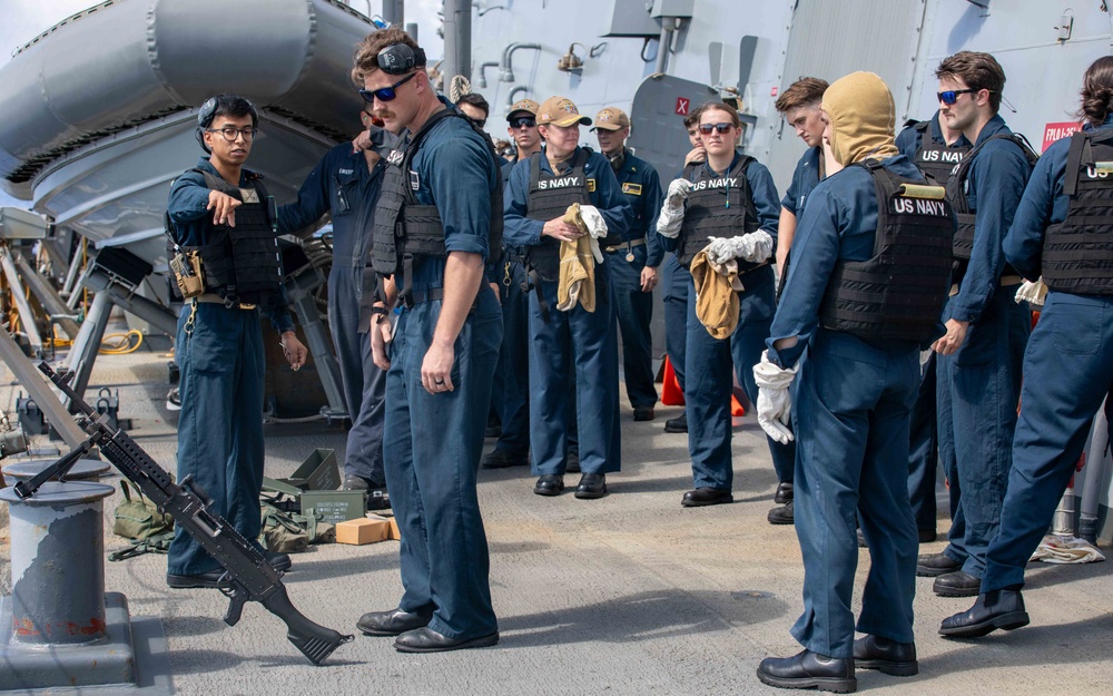 USS Russell (DDG 59) crew-served weapons shoot with commanding officer and executive officer