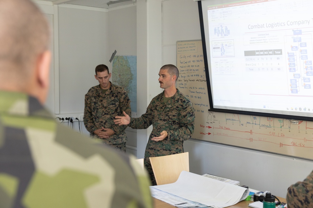 Combat Logistics Battalion 8 Hosts Distinguished Visitors