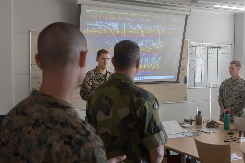 Combat Logistics Battalion 8 Distinguished Visitors