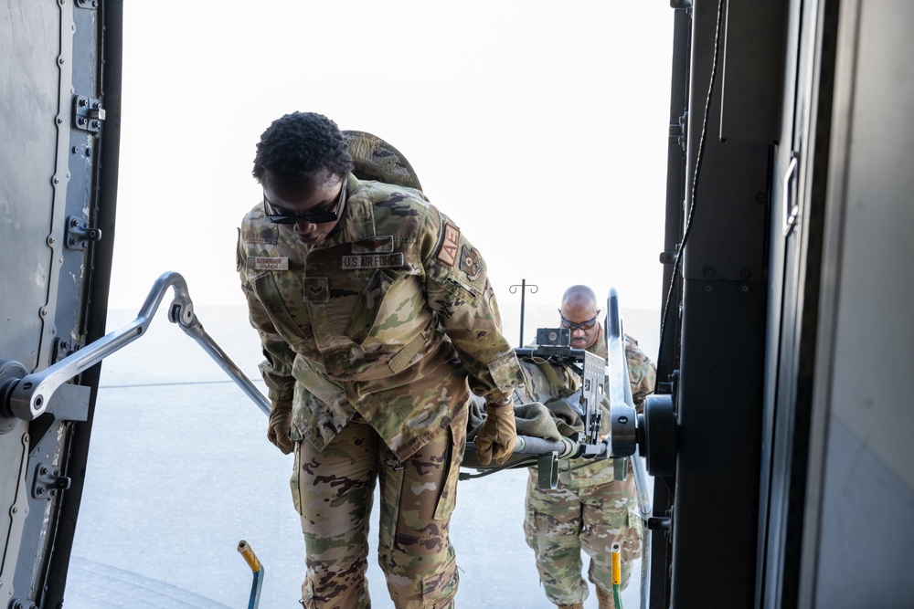 379th AES conducts aeromedical emergency training