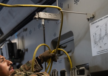 379th AES conducts aeromedical emergency training