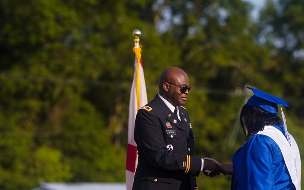 Army Reserve Colonel returns to hometown high school as commencement speaker