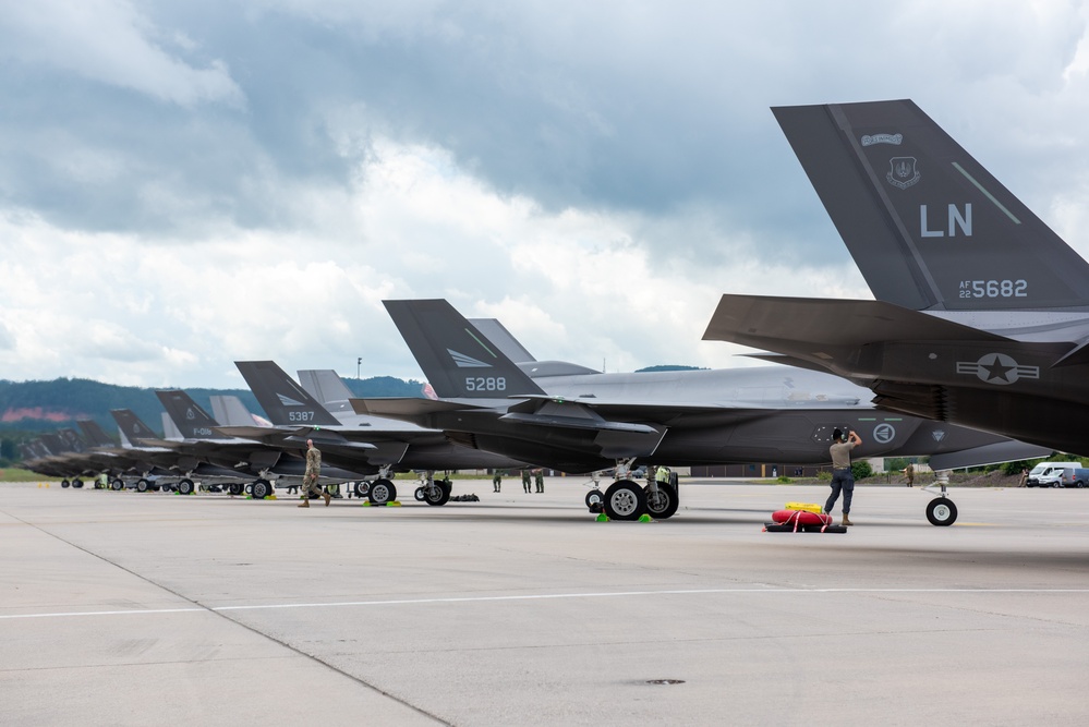 USAFE hosts first-ever basic fighter maneuver exercise at Ramstein