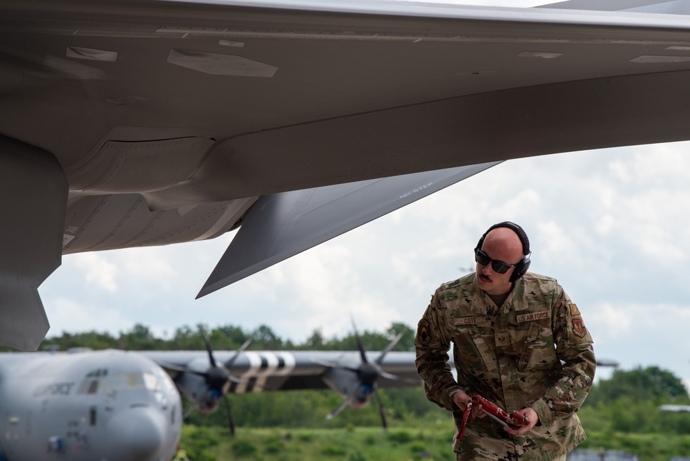 USAFE hosts first-ever basic fighter maneuver exercise at Ramstein