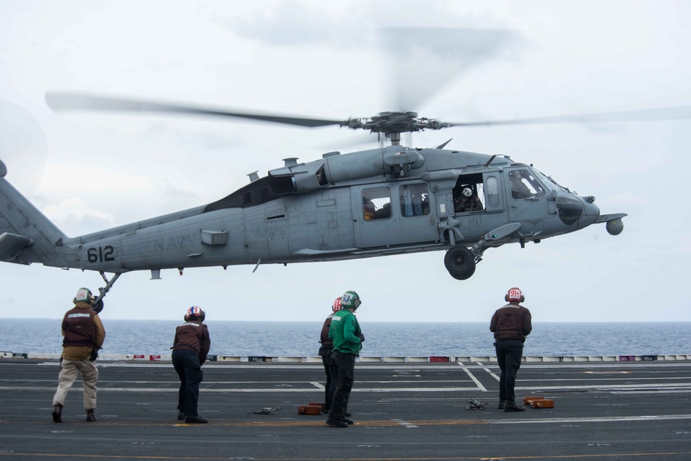 DVIDS - Images - USS Ronald Reagan (CVN76) Sailors conduct flight deck ...