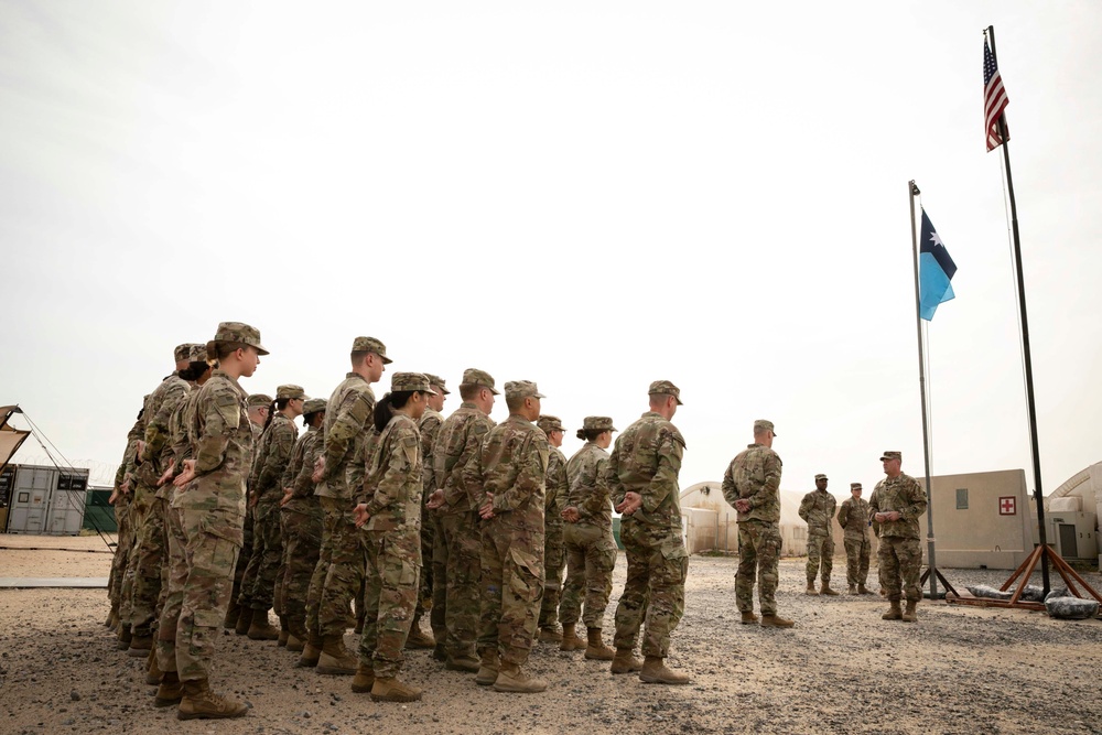 Soldiers raise new Minnesota Flag for the first time