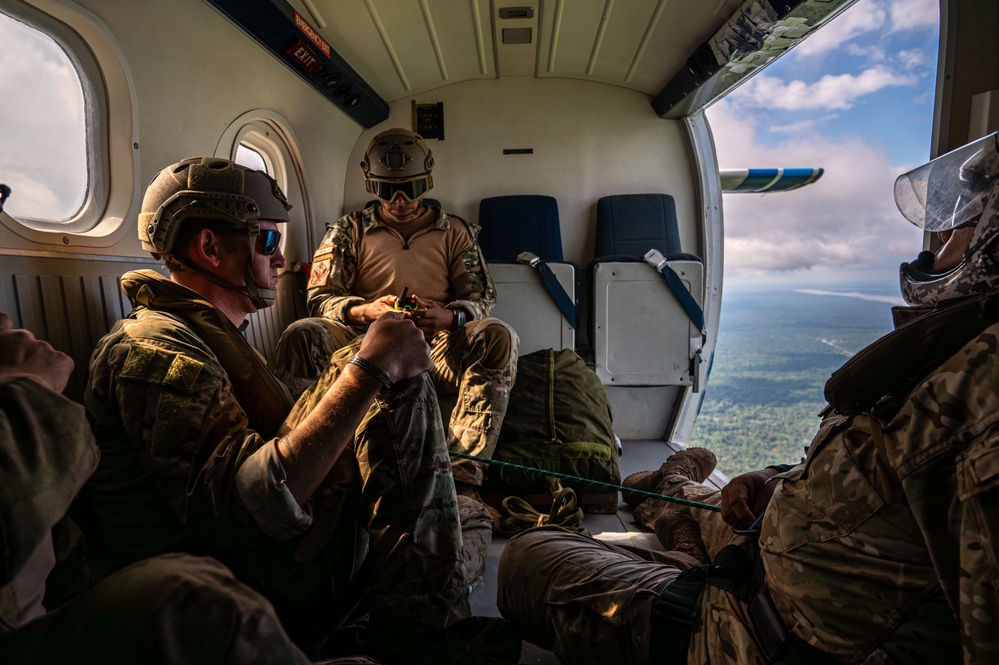 Peruvian Air Force, SERE Specialists conduct pallet drop during RS24