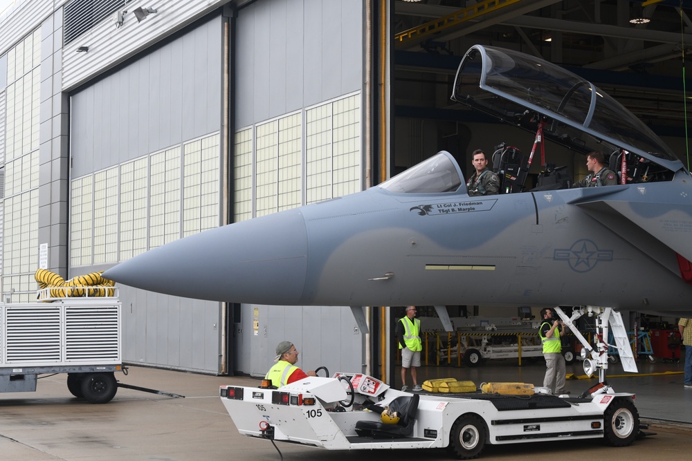 First F-15EX Leaves for Portland, Oregon