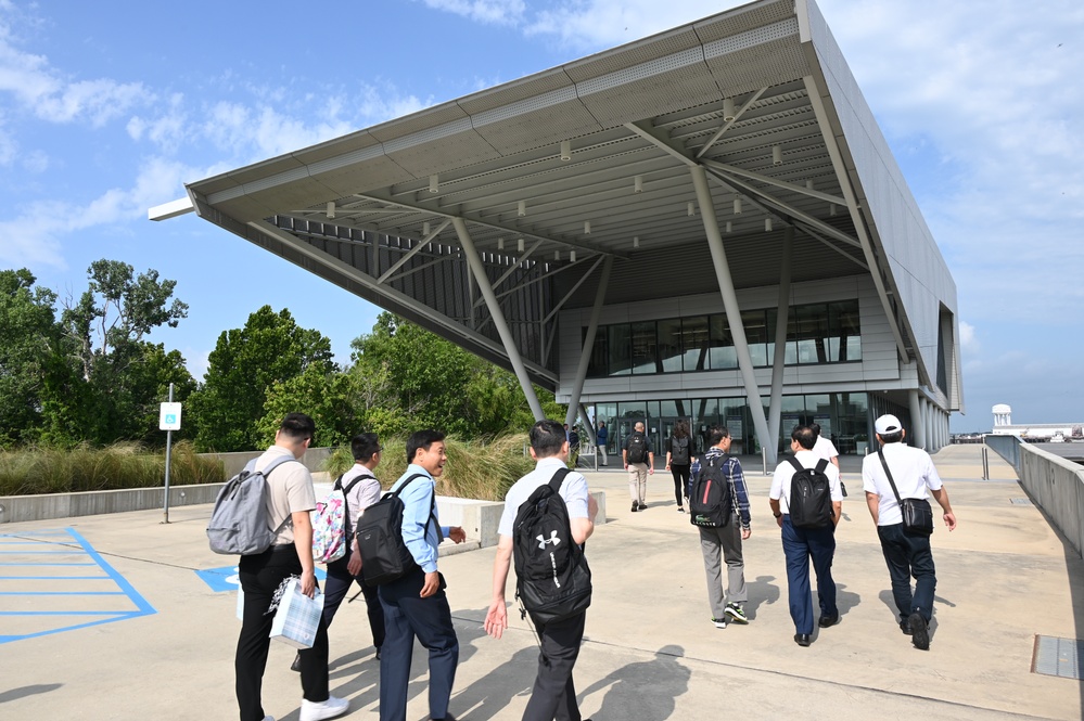 U.S. Army Corps of Engineers hosts delegates from Vietnam, World Bank for Nature-Based Solutions tour