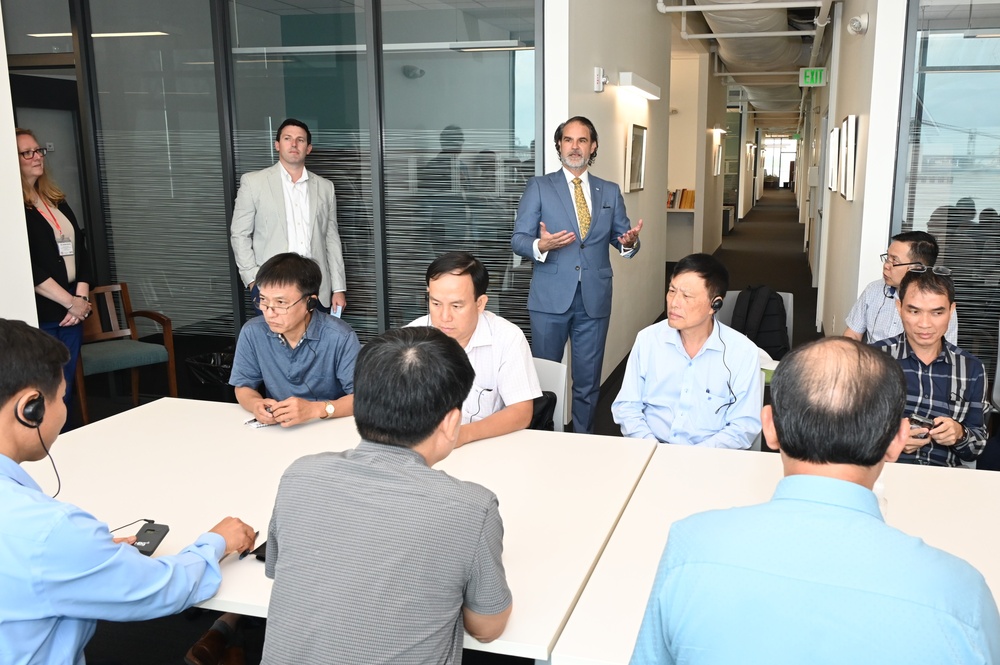 U.S. Army Corps of Engineers hosts delegates from Vietnam, World Bank for Nature-Based Solutions tour